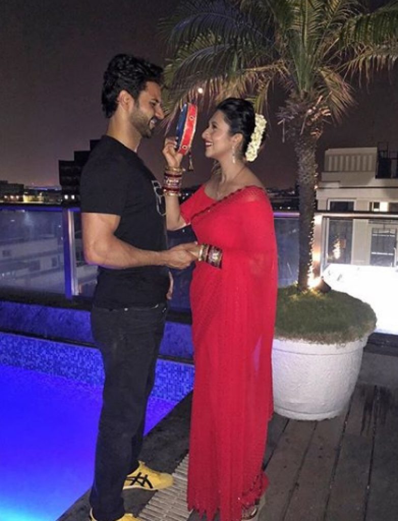 Divyanka Tripathi And Vivek Dahiya karwa chauth pics