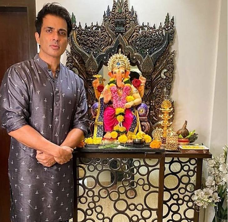 Sonu Sood Ganapati celebration
2020