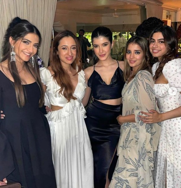 rhea kapoor & karan boolani reception guests