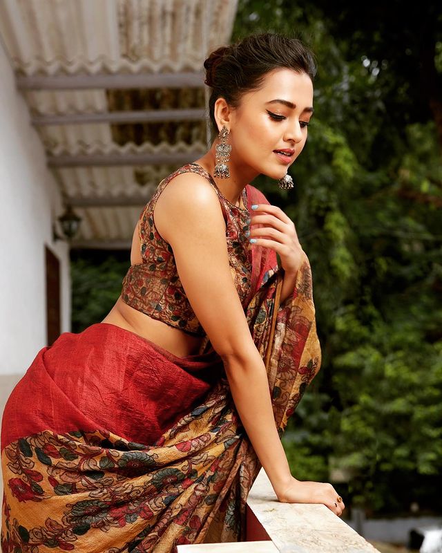 Tejassawi Prakash 