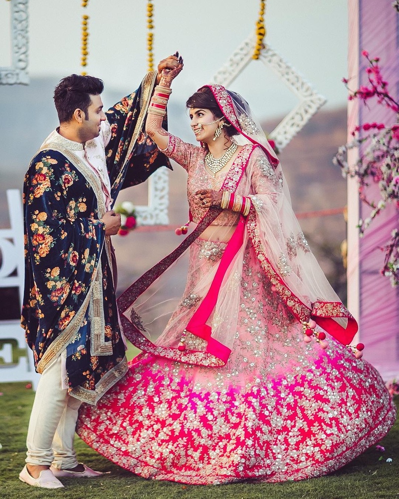 Indian Wedding Couple Poses kalojap photo