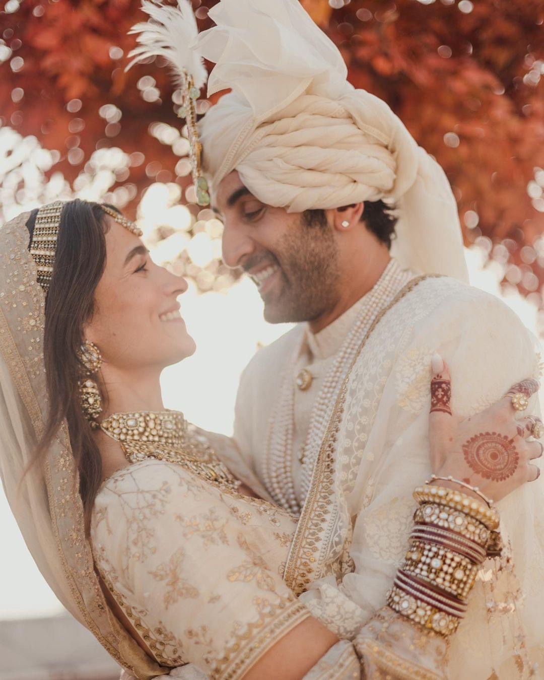 Ranbir Kapoor and Alia Bhatt Wedding Pics