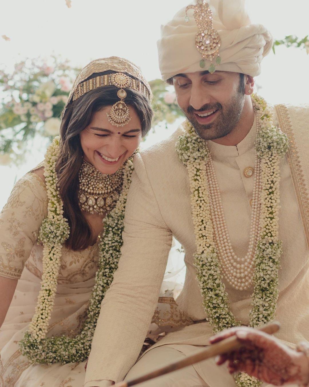 Ranbir Kapoor and Alia Bhatt Wedding Pics