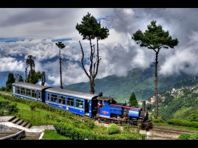 Best Places To Visit In India During Winter Darjeeling, West Bengal