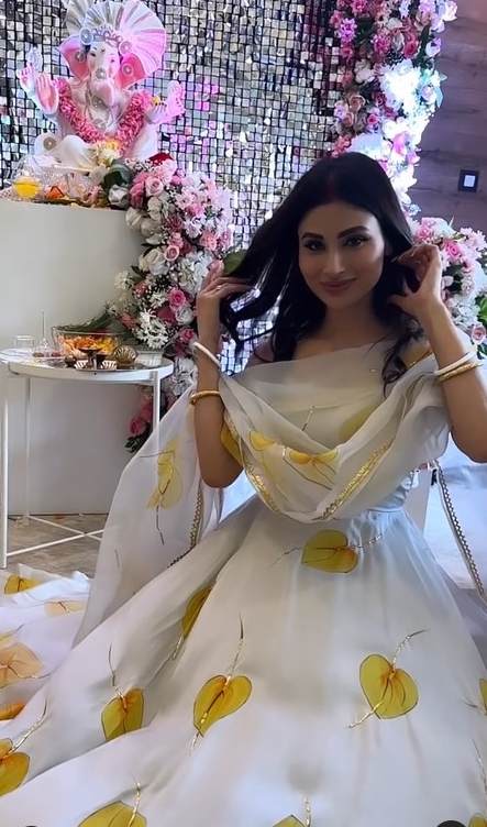 Mouni Roy