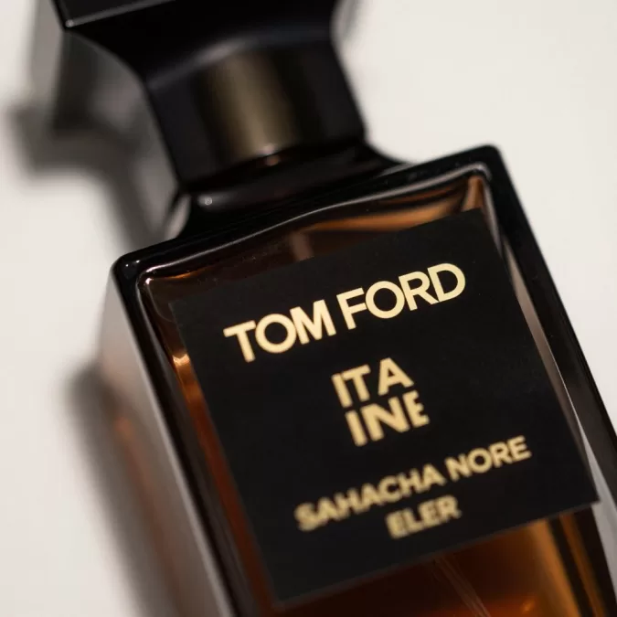 Tom Ford Sahara Noir perfume bottle detail shot