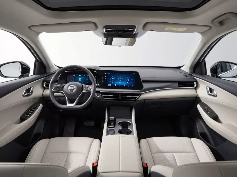 Nissan Ariya refined interior space