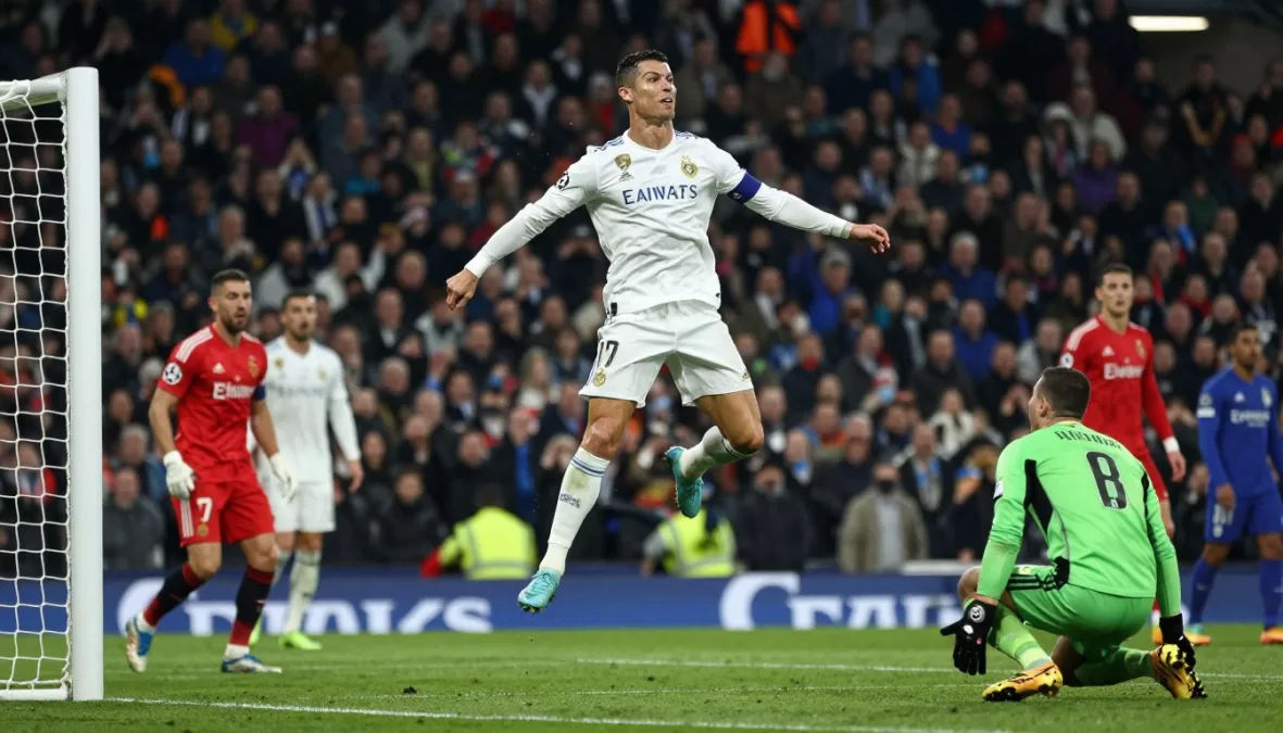 Ronaldo scoring header goal with perfect technique