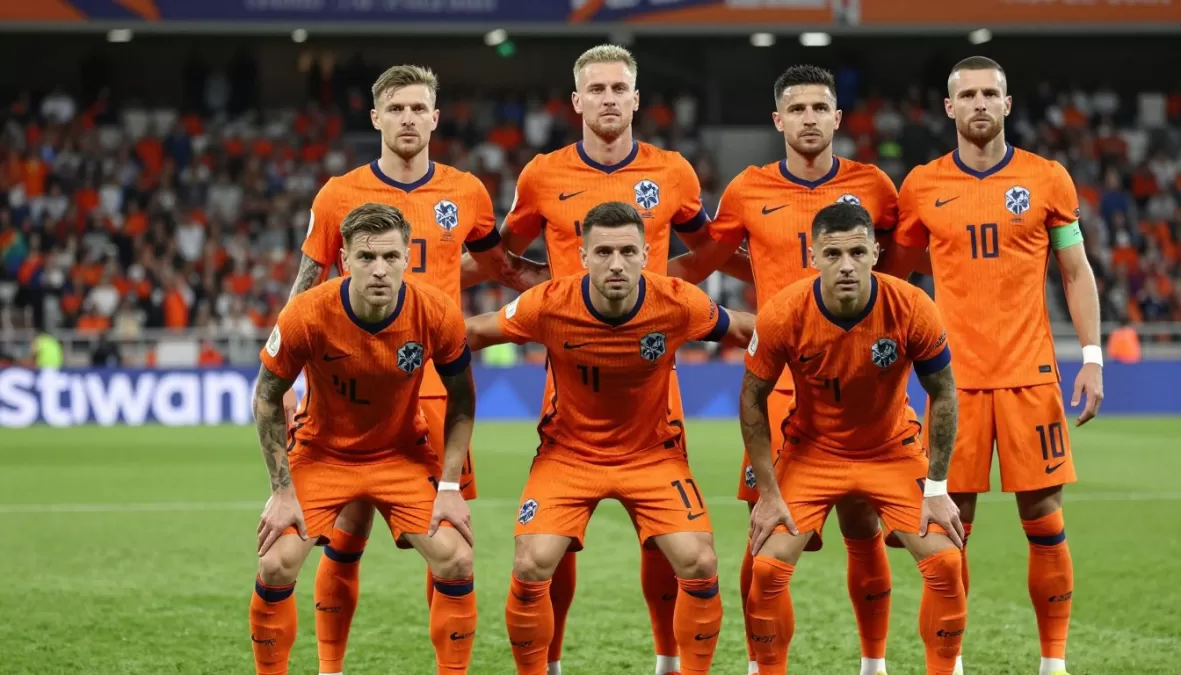 Netherlands national soccer team in orange jerseys during world cup game